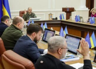 Потянет ли отставка Ермака кадровые перестановки в Кабмине: что говорят источники