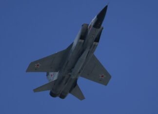 Россия второй раз за ночь подняла в небо МиГ-31К: враг запустил «Кинжалы»