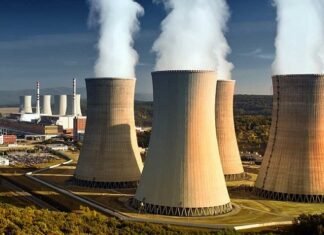 Світ переорієнтовується на атомну енергетику, тоді як попит на сонячні панелі падає.