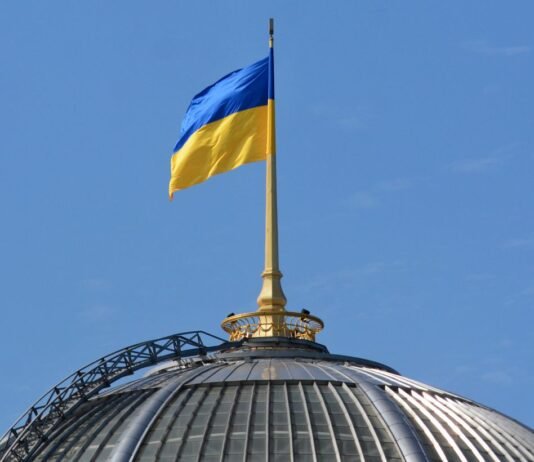 Рада сфокусируется на регулировании никотиновых паучей, чтобы избежать налоговых потерь на 25 млрд грн