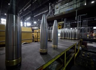 До 100 000 снарядів на рік: В Україні запустять виробництво артилерійських боєприпасів калібру 105 мм.
