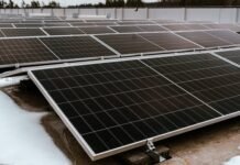 Україна різко наростила імпорт сонячних панелей та будівництво СЕС.