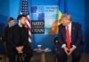 Зеленский предложил Трампу приехать в Украину