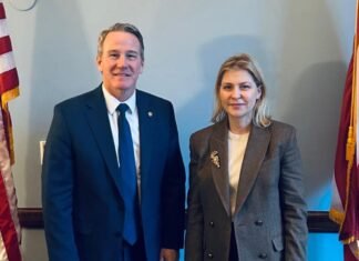 Стефанишина: в Сенат США внесли законопроект о санкциях в отношении нефти из РФ