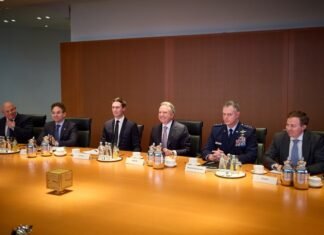 Мирна угода близько: Україна та США узгодили у Берліні близько 90% питань.
