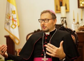 «Очень мощная работа»: посол Ватикана сказал, сколько гуманитарной помощи передали Украине