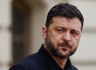 Зеленський: Розбіжності у територіальних питаннях гальмують переговори про мир.