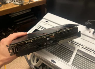 AMD Radeon RX 5700 XT за $5 работает нормально после обычного техобслуживания