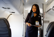 «Драгоценный» пассажир: стюардесса рассказала, что значат секретные коды