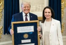 Трамп получил Нобелевскую премию мира, но есть нюанс (фото, видео)