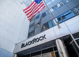 Найбільший у світі інвестфонд BlackRock долучиться до відбудови України: що відомо про компанію.