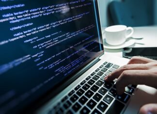 Експерти прогнозують зростання українського IT-ринку на близько 5% у 2026 році, компанії активно залучають нових фахівців.