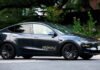 Несмотря на заявления Маска, Tesla контролирует «бесконтрольные» Robotaxi