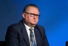 Некоторые страны ЕС против вступления Украины в блок в 2027 году по плану США, — FT