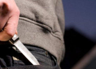 Кровавая развязка посреди улицы: в Одесской области мужчина порезал незнакомца