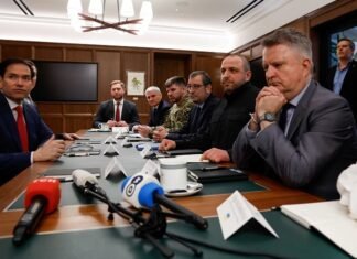 Венс заявив про прорив у переговорах США та Росії щодо війни в Україні після консультацій у Майамі.