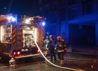 Ночной обстрел Киевщины: повреждены дома, госпитализированы люди с отравлением угарным газом