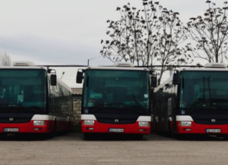 В Одессу прибыли десятки автобусов из других общин, – ФОТО