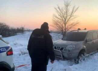 В Одесской области спасли из снежного плена семью с ребенком и собакой