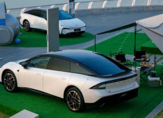 Электромобили впервые обошли бензиновые авто по продажам в Европе