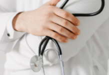 «Не медицинское дело»: в одесской клинике объяснили, почему осмотр здания не касается смерти Кивана