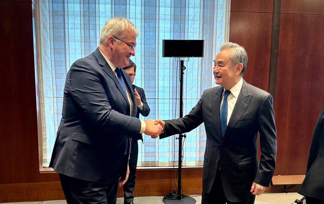 Главный покупатель российской нефти поможет Украине