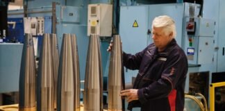 РФ увеличивает производство артснарядов, используя оборудование из Европы и Тайваня, — расследование