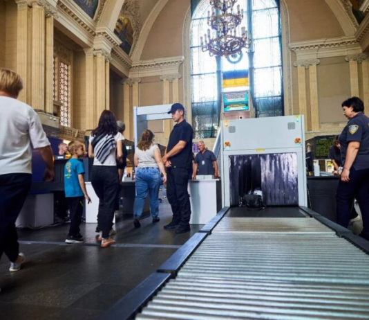 Это не война, а жадность: кто превратил прибыльные корпорации в убыточные дыры