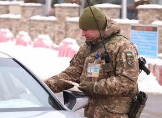 Из-за непогоды в Одесской области ограничили движение грузовиков на границе с Молдовой