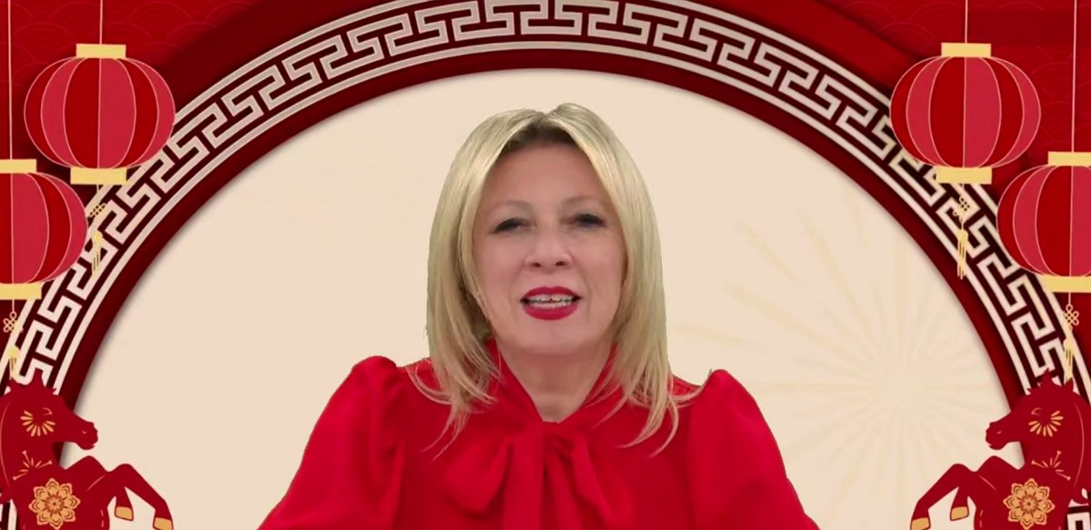 Захарова из российского МИД внезапно заговорила на китайском: в чем причина