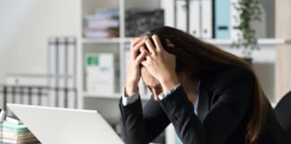 Люди, которые «увлекаются» ИИ, первыми демонстрируют признаки выгорания