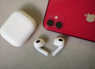 Apple стоит волноваться? KT-скан сравнил оригинальные AirPods и копию за $10
