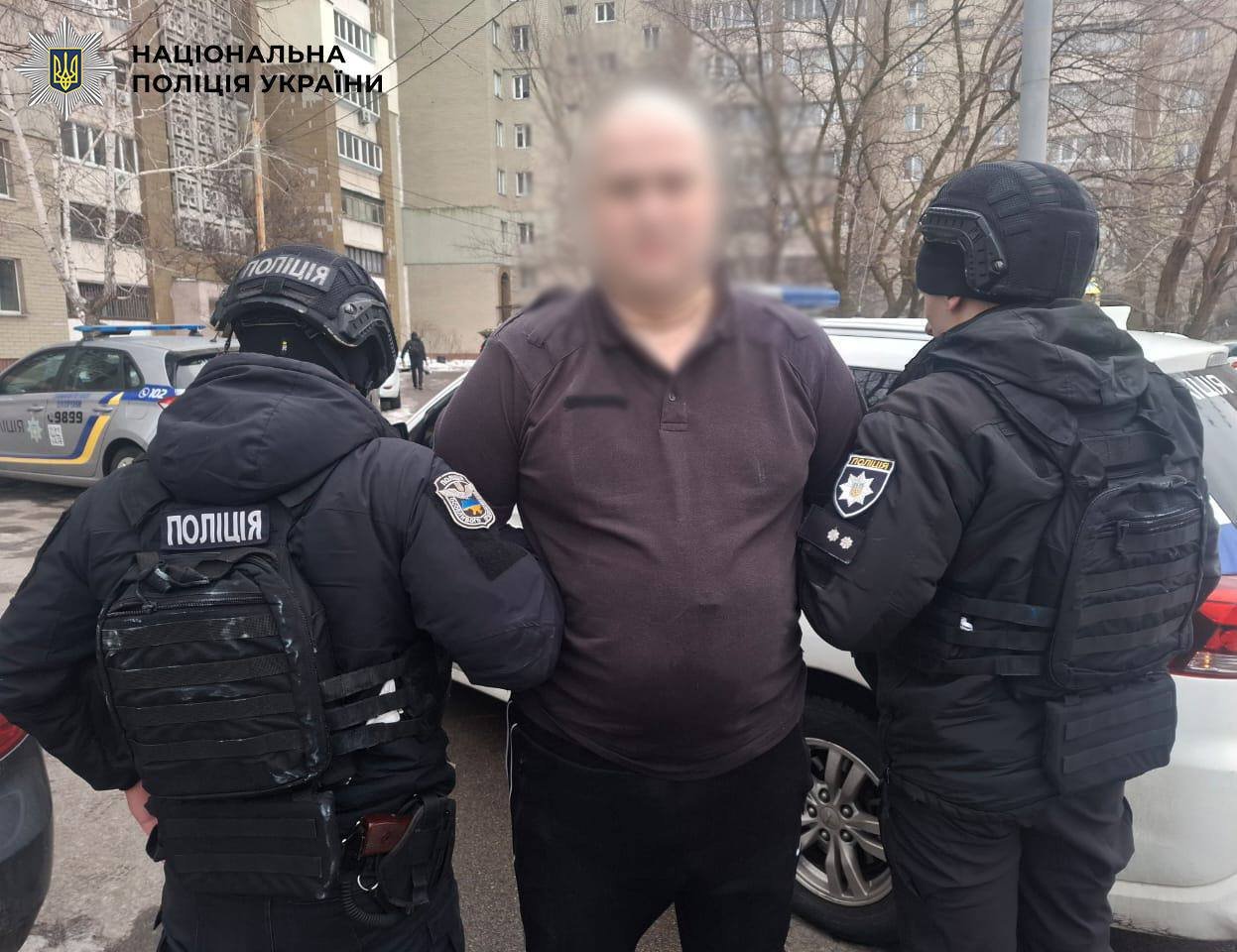 Сбрил усы и был в СОЧ: полиция задержала мужчину, который смеялся над Народным мемориалом на Майдане