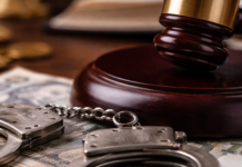 В Одесской области чиновника оштрафовали за махинации с реестром должников