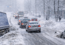 Циклон накрыл Одессу: снег, гололедица и первые ДТП на дорогах