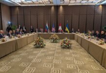 Украина и РФ обсудили новый формат вывода войск с Донбасса, — NYT