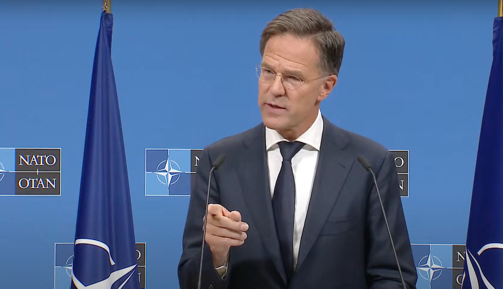 Со скоростью улитки: генсек НАТО высмеял темпы наступления ВС РФ в Украине (видео)