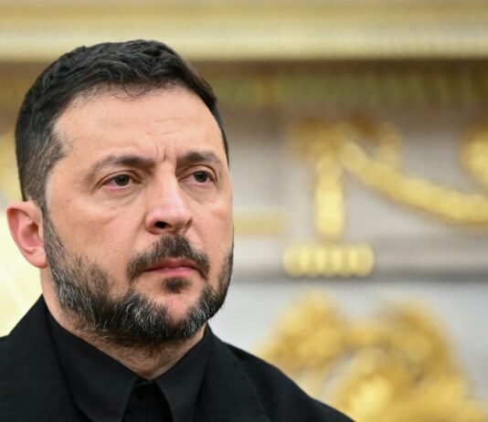 Зеленский сказал, где Украина хочет видеть иностранный контингент