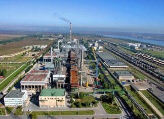 Україна планує продавати активи з високими воєнними ризиками інвесторам з “сильними прапорами”, щоб гарантувати безпеку об’єктів.
