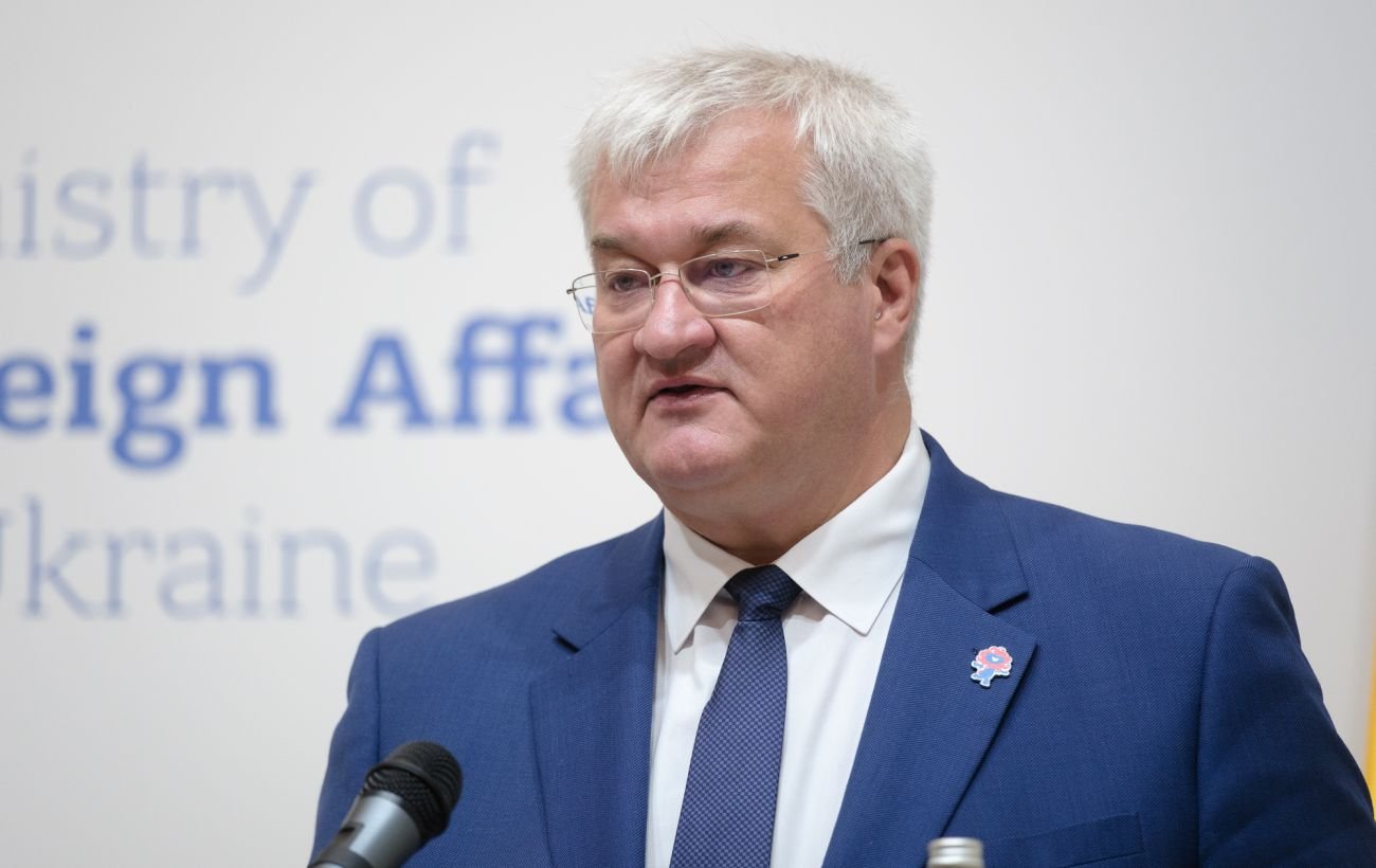 Украина в будущем готова разместить войска за рубежом, — Сибига