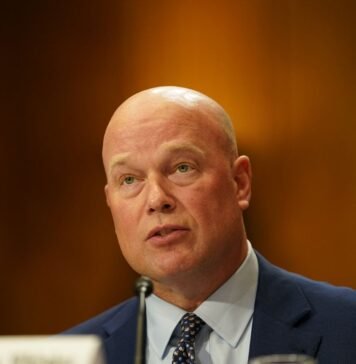 Уитакер назвал топ-3 стран, которые больше всего закупили оружие США для Украины