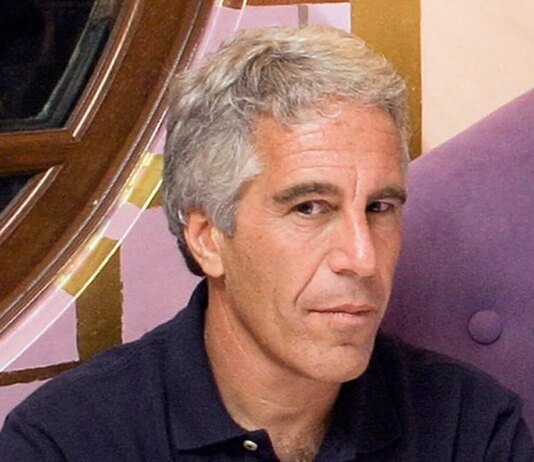 Мертв или жив — в TikTok появился верифицированный профиль Джеффри Эпштейна