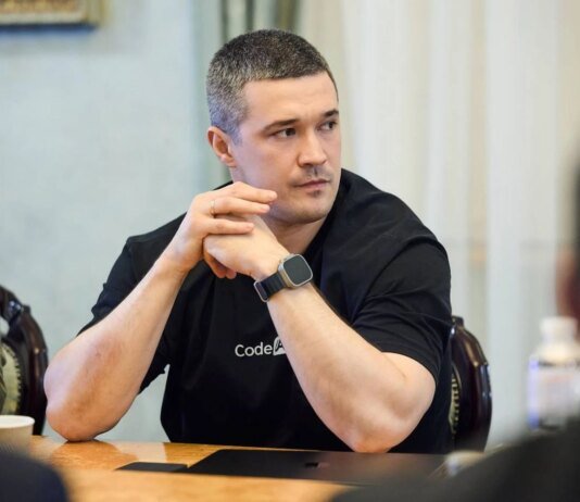 Дроны, Middle Strike, Deep Strike и не только — Федоров анонсировал внедрение ИИ-решений в каждый домен современной войны и систему центров