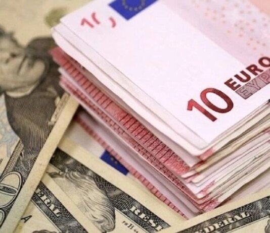 НБУ "отпустил" евро: официальный курс на 27 марта
