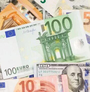 Курс валют на 26 марта: доллар и евро синхронно дешевеют