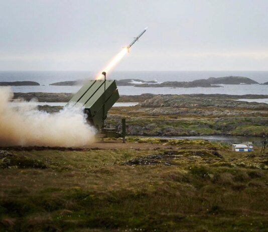 Производство ракет AIM-120C-8 могут перенести в Европу