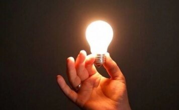 Завтра в Украине графики будут действовать только для промышленности, бытовые потребители будут со светом весь день