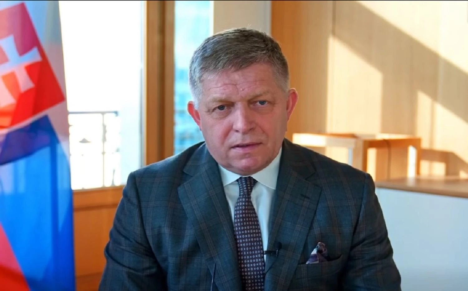 Фицо угрожает Украине ответными шагами из-за остановки транзита нефти