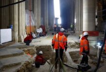 В Нидерландах под полом церкви нашли вероятные останки д'Артаньяна из "Трех мушкетеров"