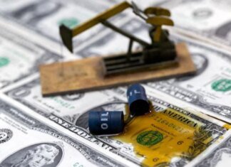 Нефть снова рванула вверх после ударов хуситов по Израилю